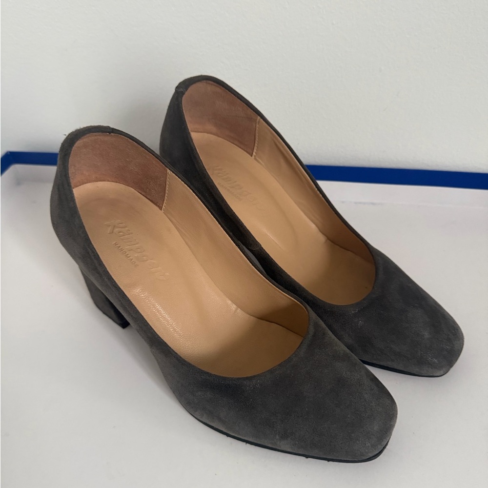 Hand made in Germany, size34  Women's Suede Pumps